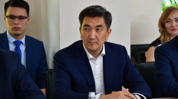 Президент Алматинской Федерации легкой атлетики Мухит Азирбаев назначен заместителем акима Алматы