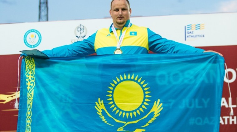 Иван Иванов установил новый национальный рекорд и завоевал лицензию на чемпионат мира