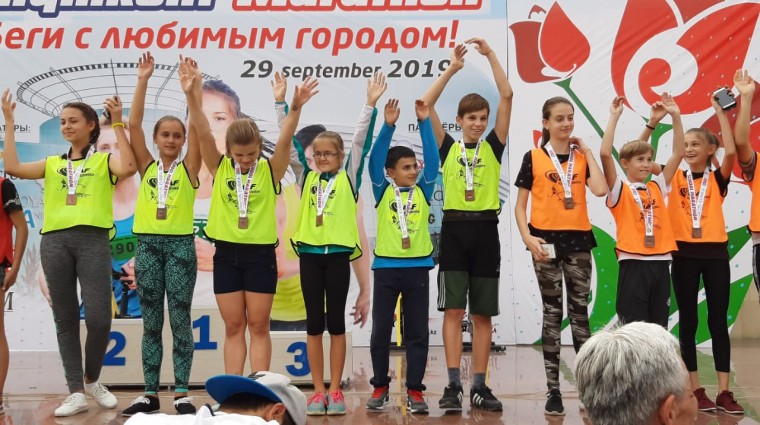 В рамках Shymkent Marathon прошли детские соревнования KIDS ATHLETICS