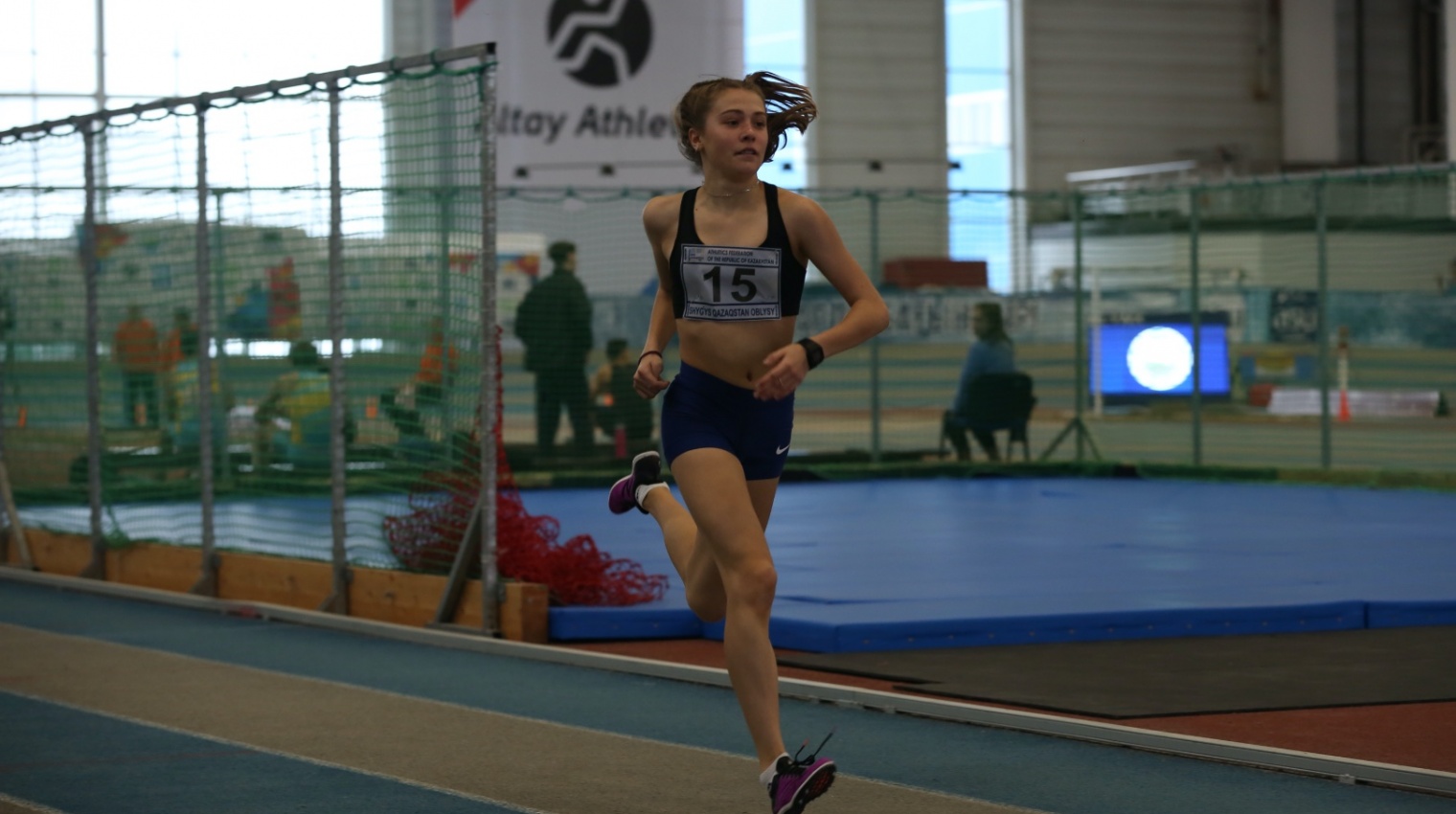 Арина Гладышева обновила национальный рекорд U18 в беге на 3000 метров