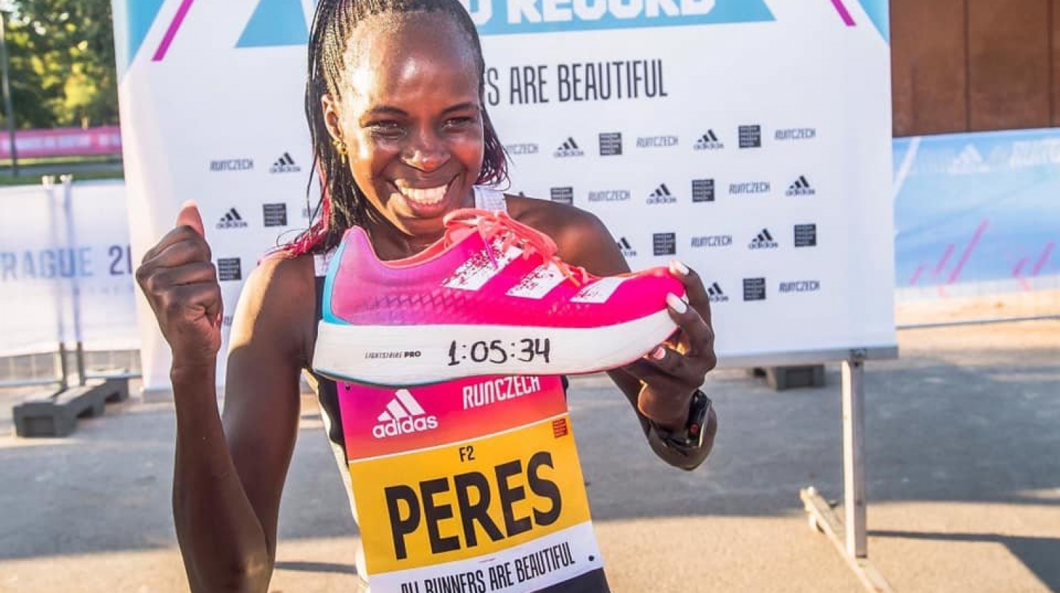 Перес Джепчирчир установила мировой рекорд на полумарафоне в Праге
