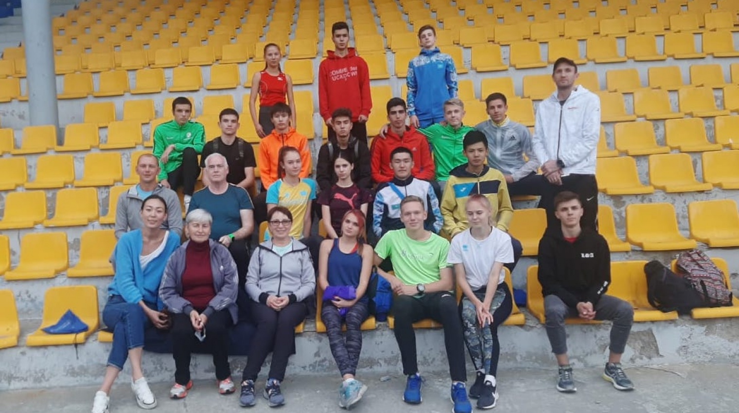 В Усть-Каменогорске стартовал тренировочный сбор под руководством европейских тренеров