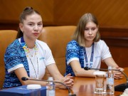 Аким Шымкента отметил достижения легкоатлеток  Акбилек Куралбай и Полины Кузубовой