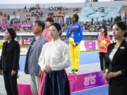 307-1-10000m-Medal-Ceremony-13-Women_EK1_5908