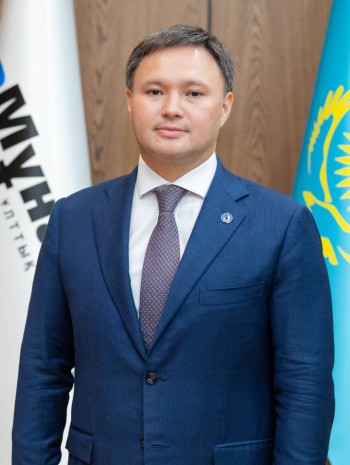 Асхат Хасенов